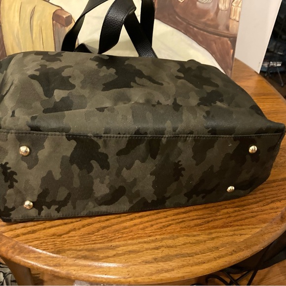 Camouflage Tote Bag - EUC — Black gray/green - Picture 3 of 8